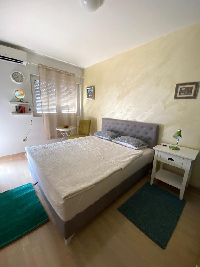 City Apartment พอดโกริกา ภายนอก รูปภาพ