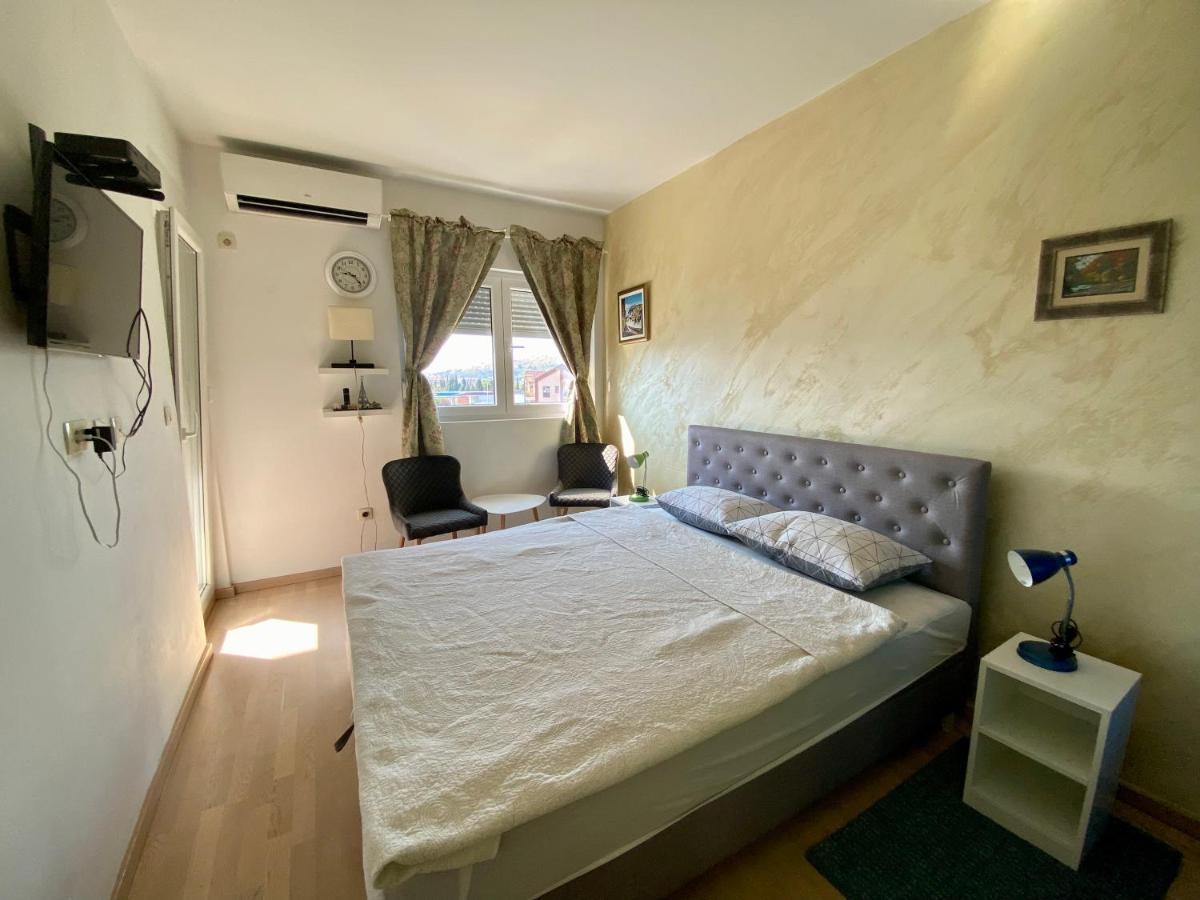 City Apartment พอดโกริกา ภายนอก รูปภาพ