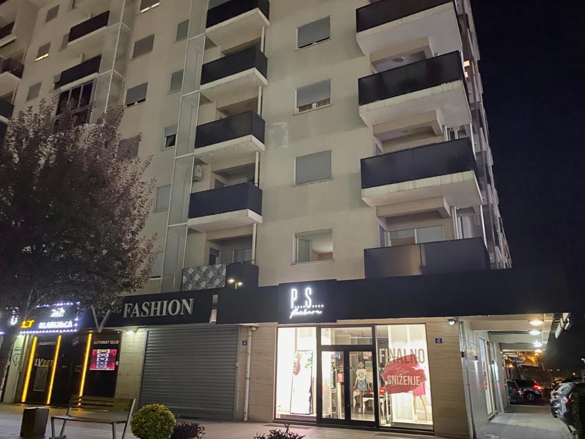 City Apartment พอดโกริกา ภายนอก รูปภาพ