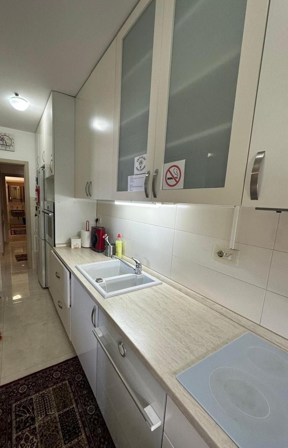 City Apartment พอดโกริกา ภายนอก รูปภาพ