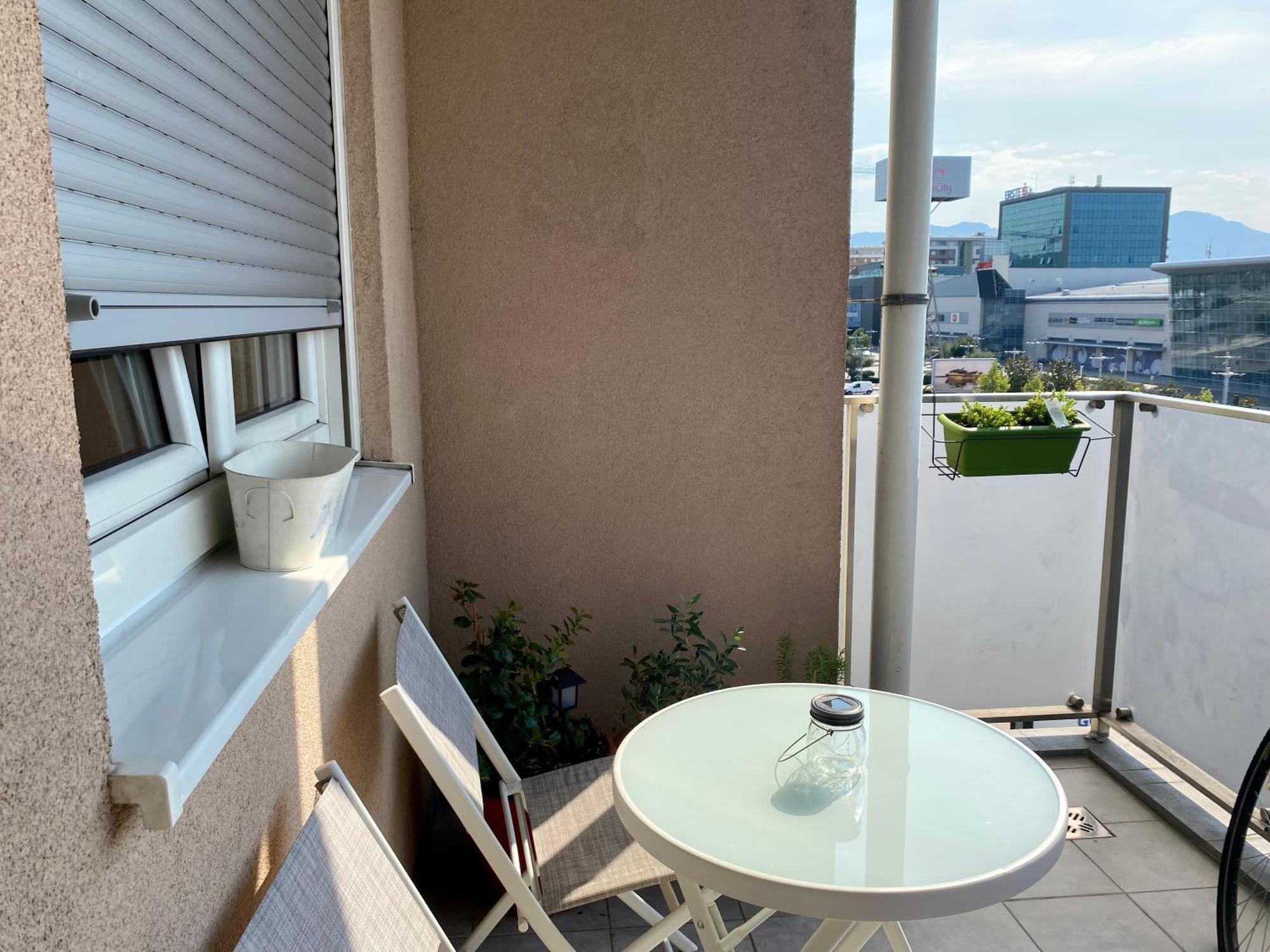 City Apartment พอดโกริกา ภายนอก รูปภาพ